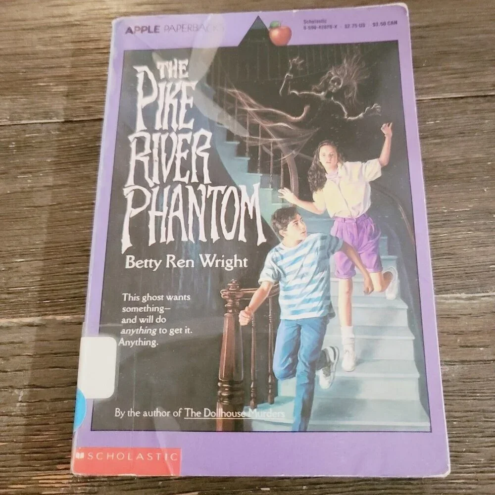 Vintage 90s Horror The Pike River Phantom Paperback Betty Ren Wright Book